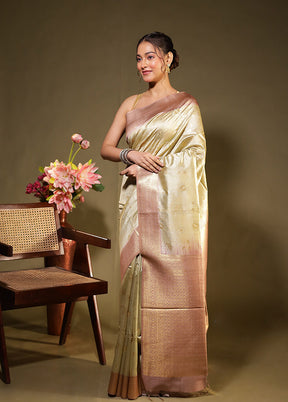 Green Tussar Silk Saree With Blouse Piece