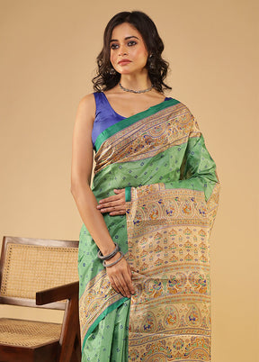 Deep Daan Duo – Red Kanjivaram & Green Printed Silk Sarees
