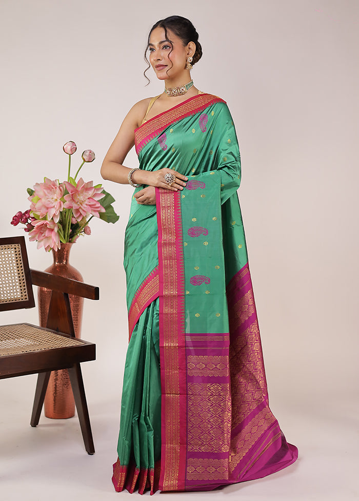 Green Kanjivaram Silk Saree With Blouse Piece