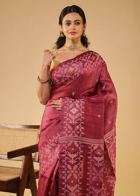 Maroon Handloom Tussar Pure Silk Saree With Blouse Piece