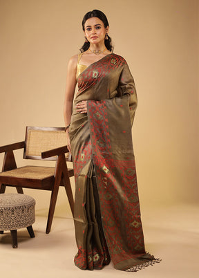 Green Handloom Tussar Pure Silk Saree With Blouse Piece