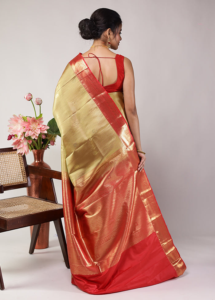Green Kanjivaram Silk Saree With Blouse Piece