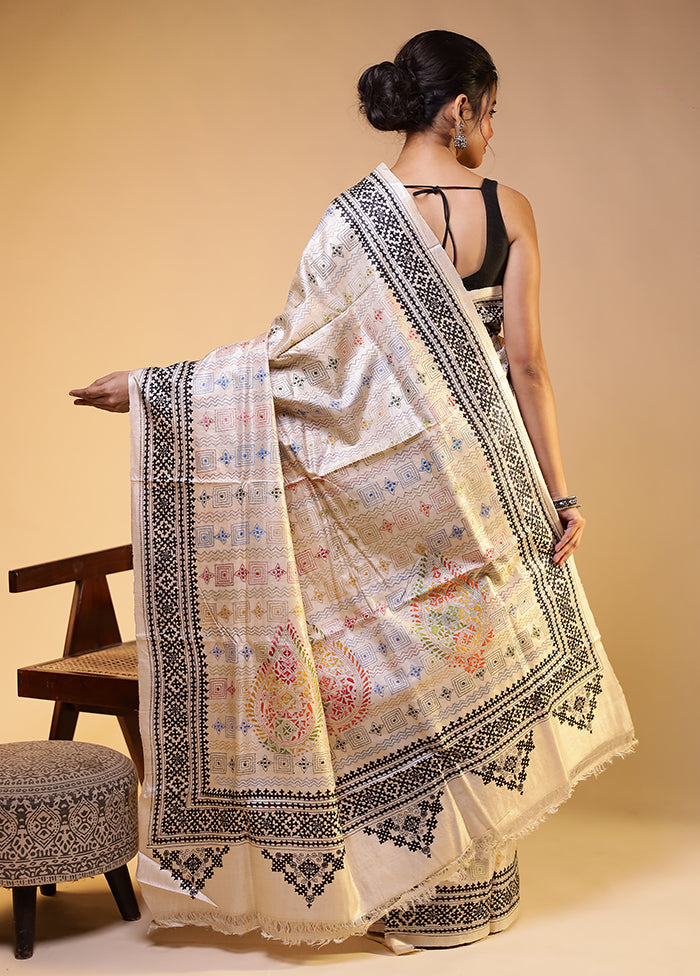 Cream Handloom Kantha Stitch Pure Silk Saree With Blouse Piece