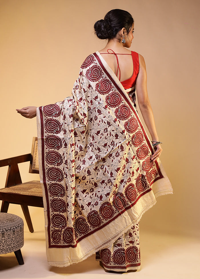 Cream Handloom Kantha Stitch Pure Silk Saree With Blouse Piece