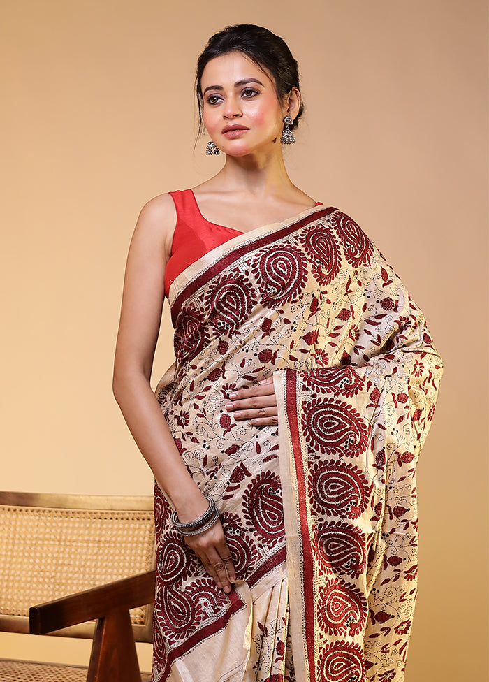 Cream Handloom Kantha Stitch Pure Silk Saree With Blouse Piece