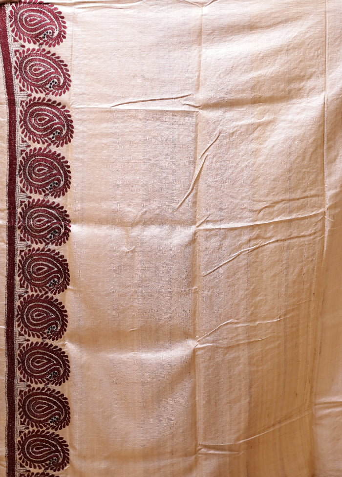 Cream Handloom Kantha Stitch Pure Silk Saree With Blouse Piece