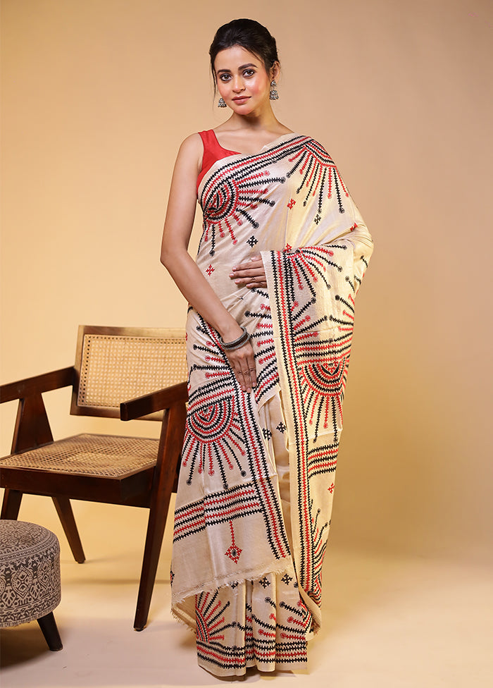 Cream Handloom Kantha Stitch Pure Silk Saree With Blouse Piece