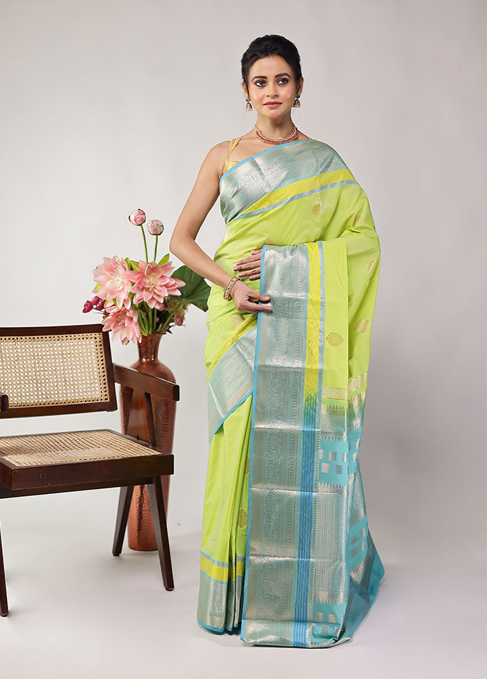 Green Kanjivaram Silk Saree With Blouse Piece