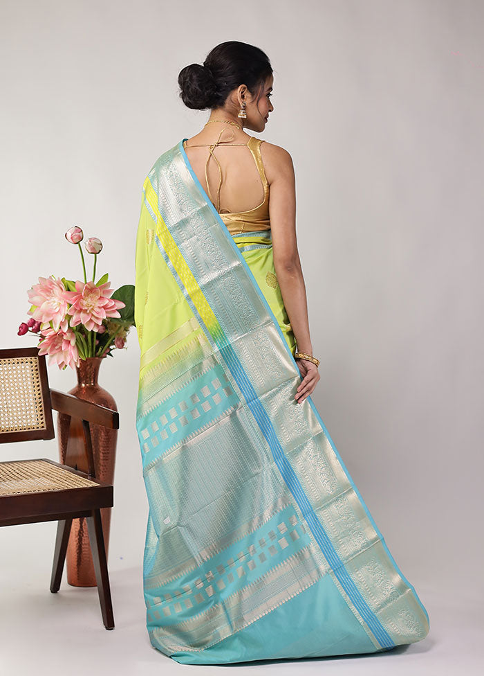 Green Kanjivaram Silk Saree With Blouse Piece