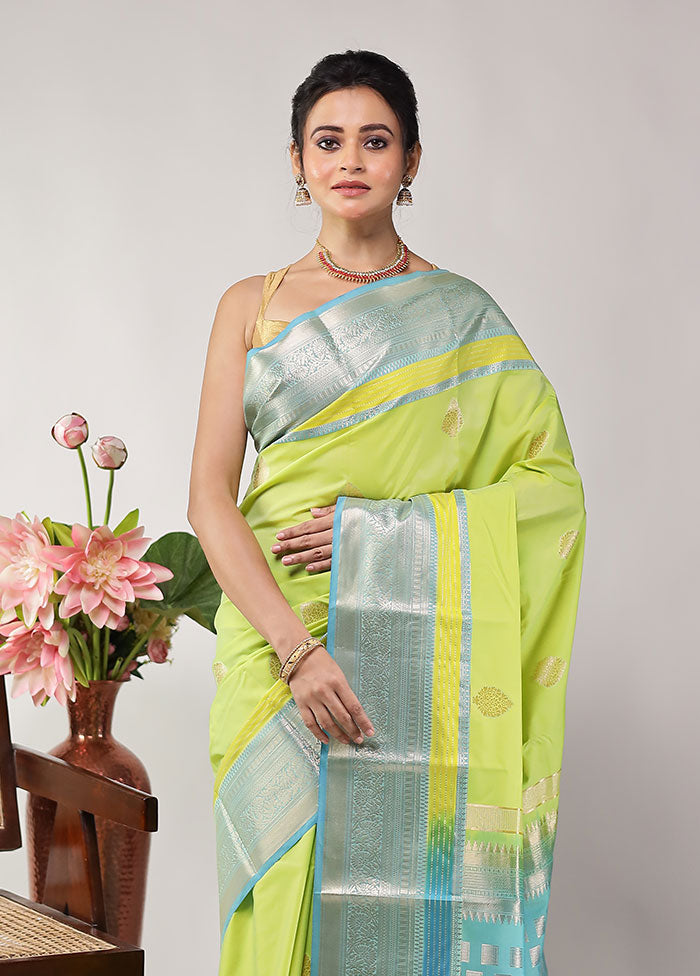 Green Kanjivaram Silk Saree With Blouse Piece