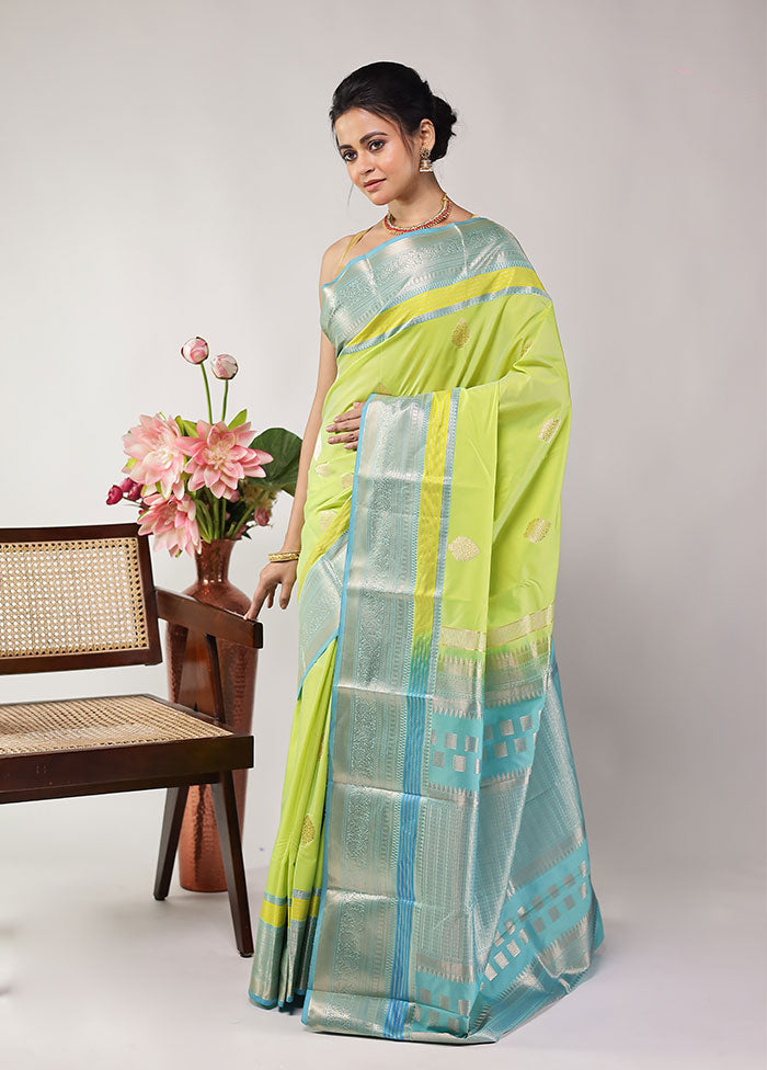 Green Kanjivaram Silk Saree With Blouse Piece