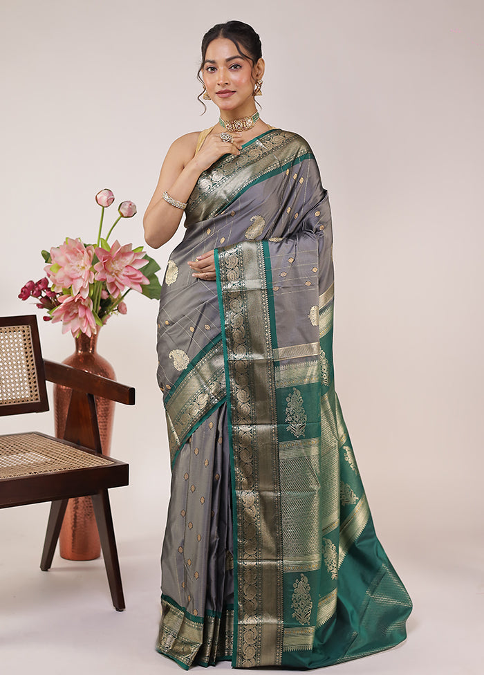 Grey Kanjivaram Silk Saree With Blouse Piece