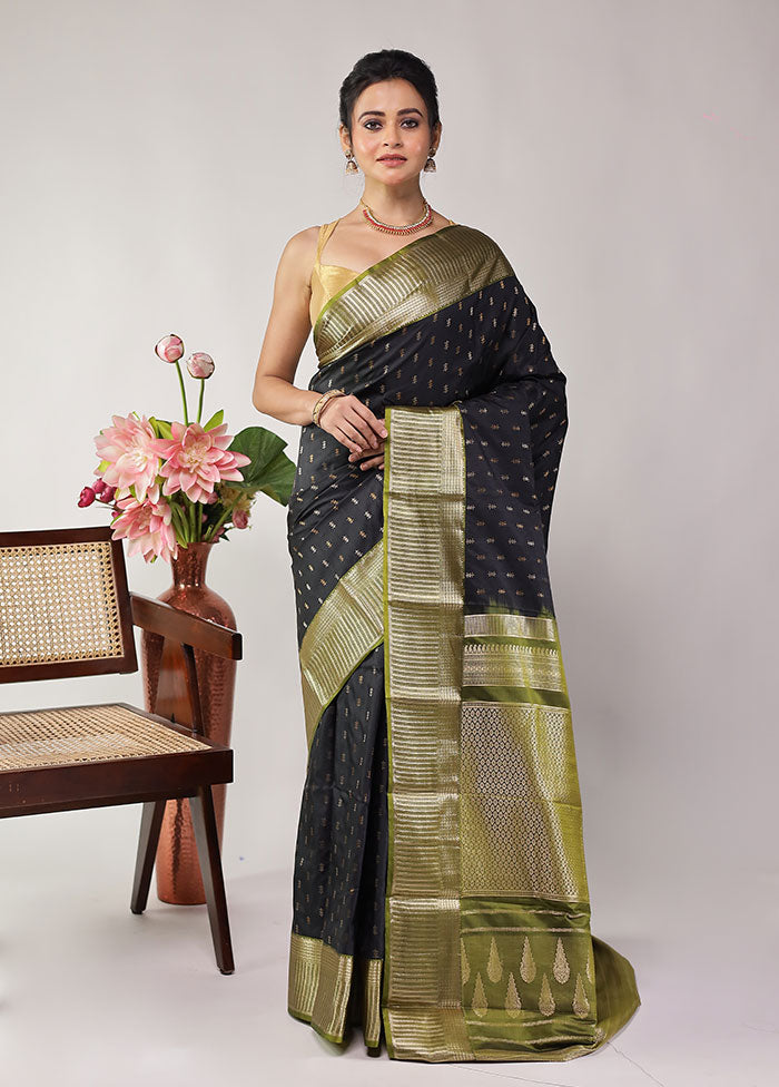 Black Kanjivaram Silk Saree With Blouse Piece