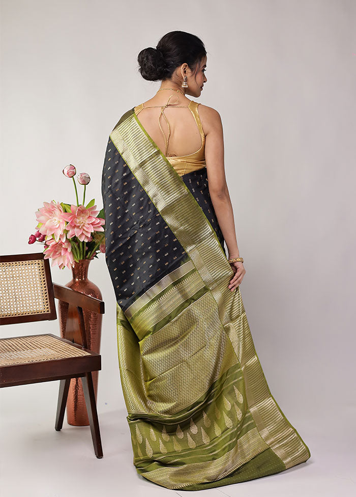 Black Kanjivaram Silk Saree With Blouse Piece