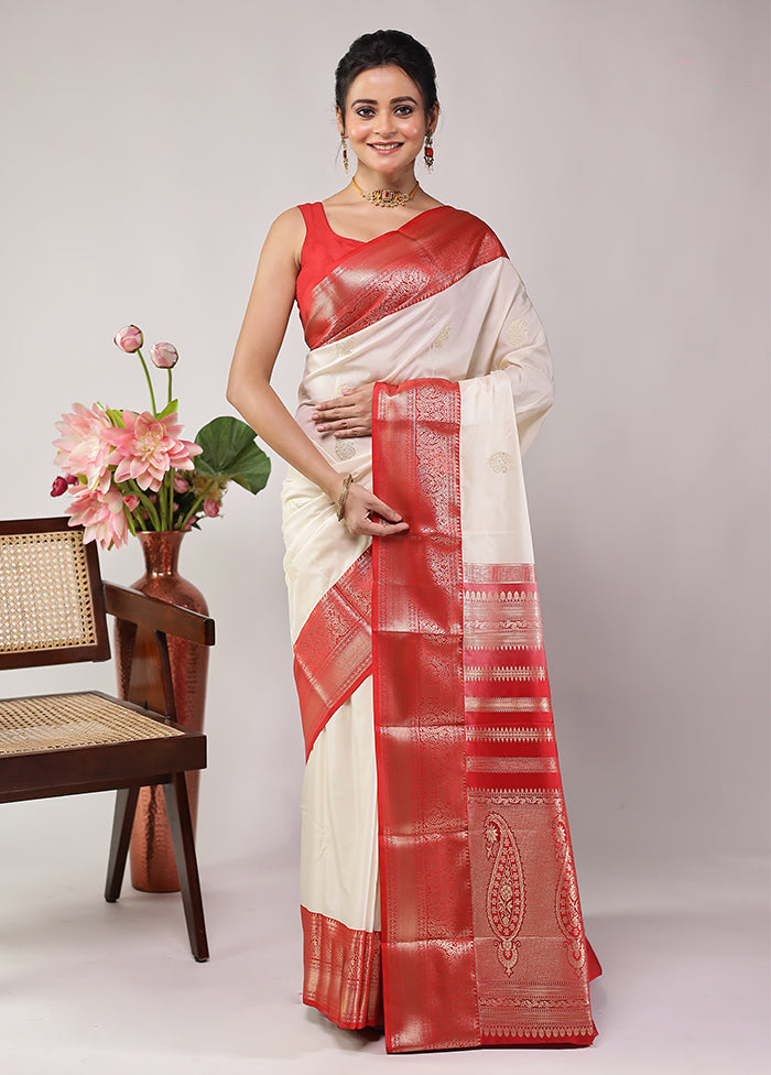 White Kanjivaram Silk Saree With Blouse Piece