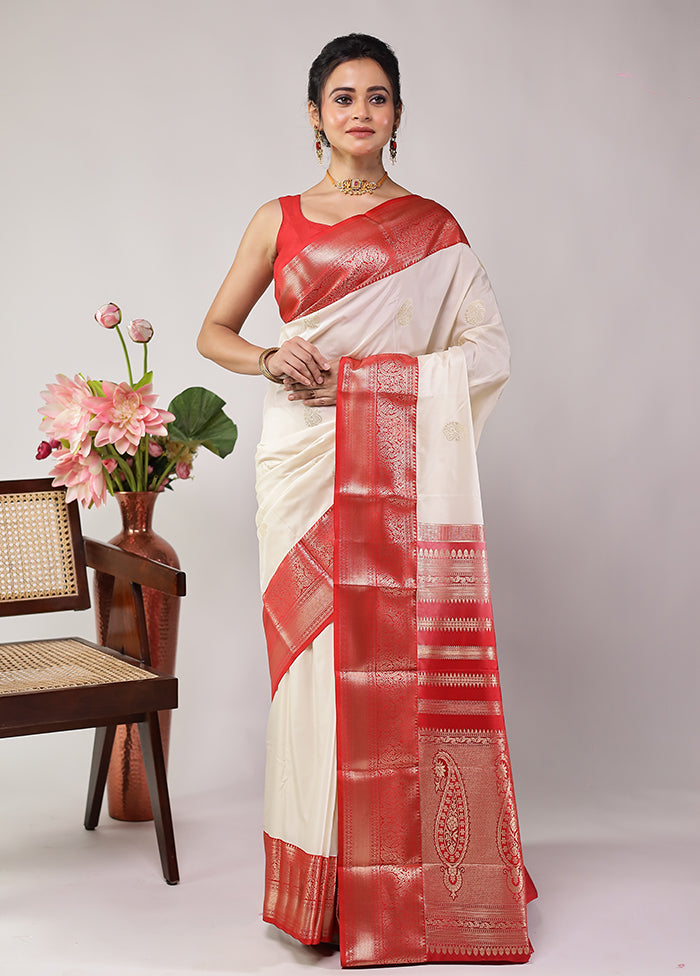 White Kanjivaram Silk Saree With Blouse Piece