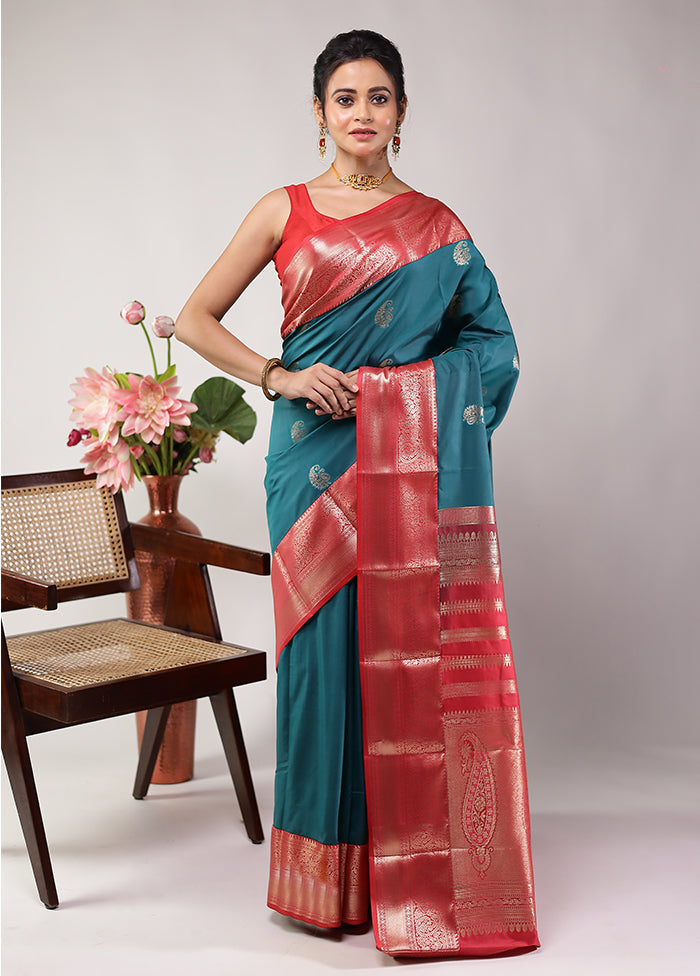 Green Kanjivaram Silk Saree With Blouse Piece