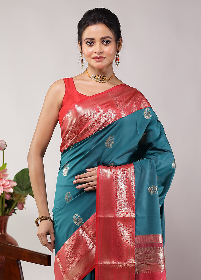 Green Kanjivaram Silk Saree With Blouse Piece