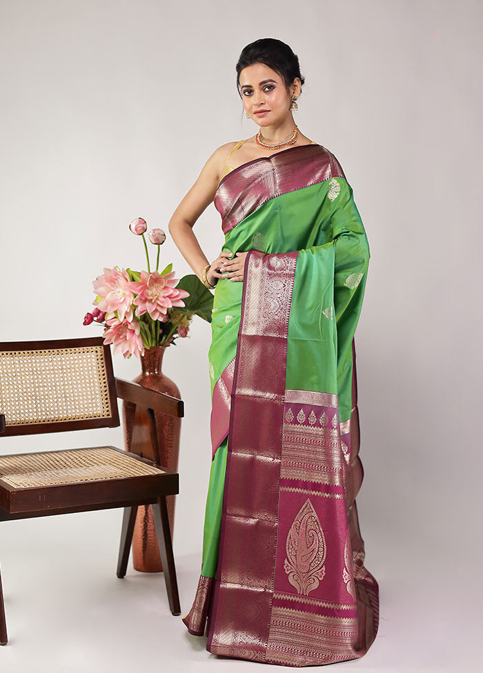 Green Kanjivaram Silk Saree With Blouse Piece