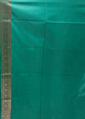 Green Banarasi Silk Saree With Blouse Piece