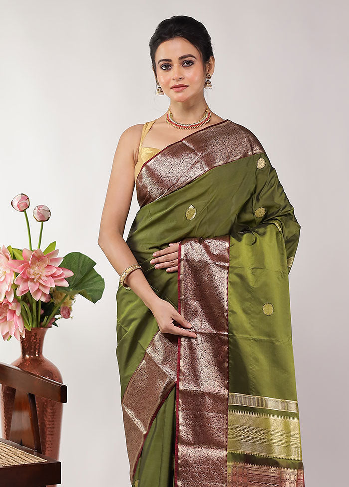 Green Kanjivaram Silk Saree With Blouse Piece