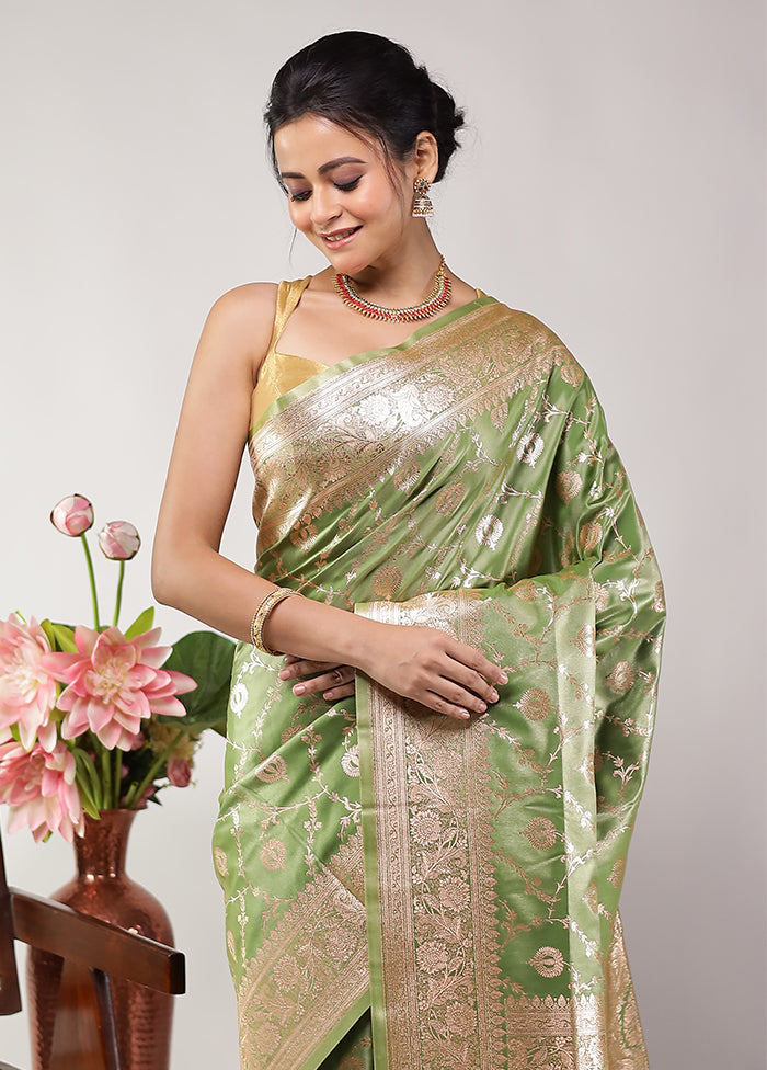 Green Banarasi Silk Saree With Blouse Piece