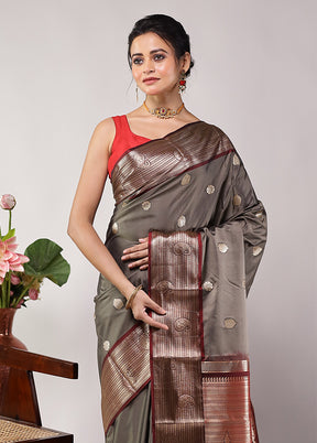 Grey Kanjivaram Silk Saree With Blouse Piece