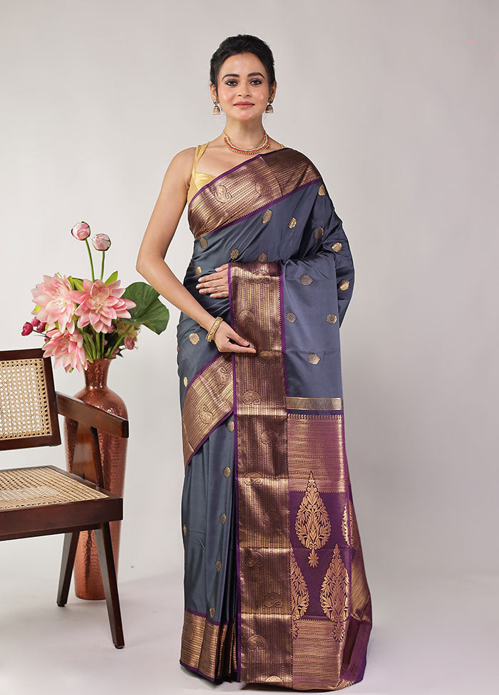 Grey Kanjivaram Silk Saree With Blouse Piece