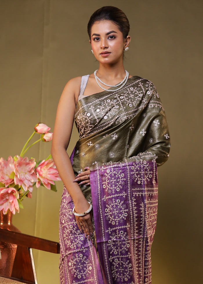 Grey Handloom Kantha Stitch Pure Silk Saree With Blouse Piece