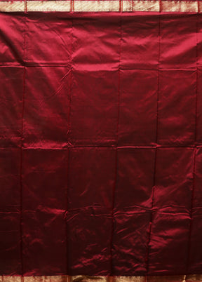Maroon Handloom Kanjivaram Pure Silk Saree With Blouse Piece