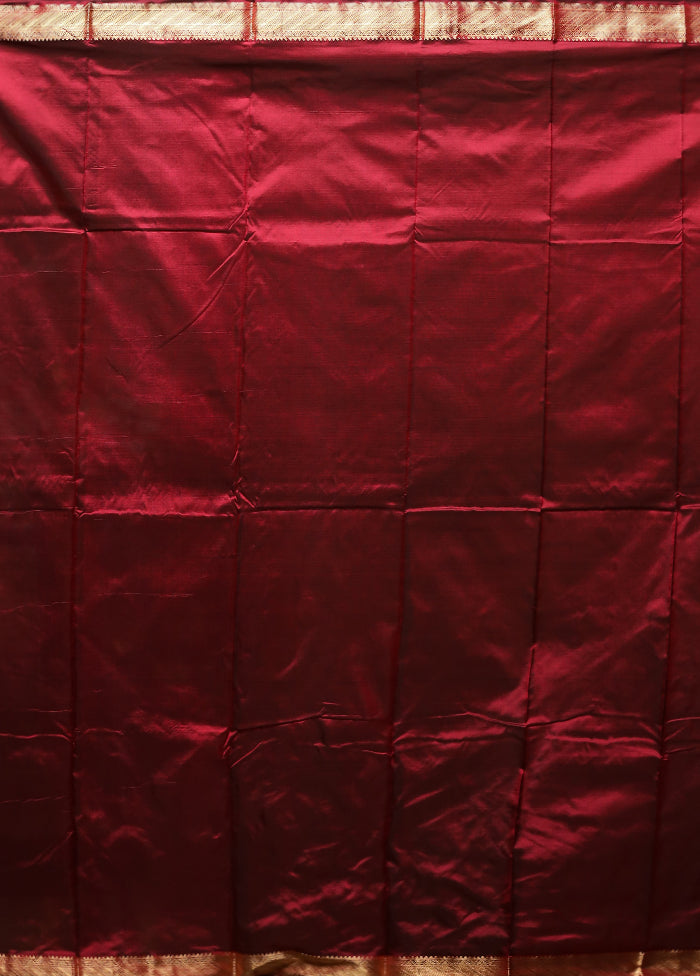 Maroon Handloom Kanjivaram Pure Silk Saree With Blouse Piece