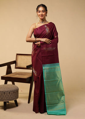 Maroon Handloom Kanchipuram Pure Silk Saree With Blouse Piece