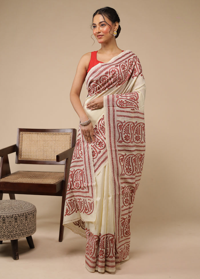 Cream Handloom Kantha Stitch Pure Silk Saree With Blouse Piece