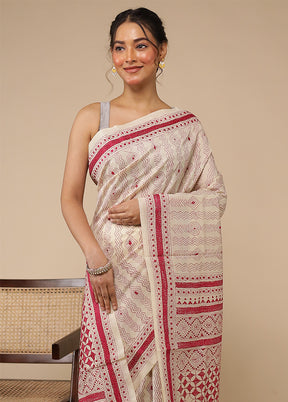 Cream Handloom Kantha Stitch Pure Silk Saree With Blouse Piece