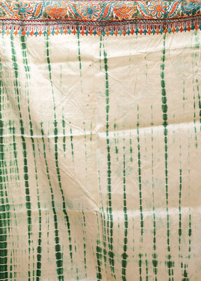 Green Handloom Tussar Pure Silk Saree With Blouse Piece