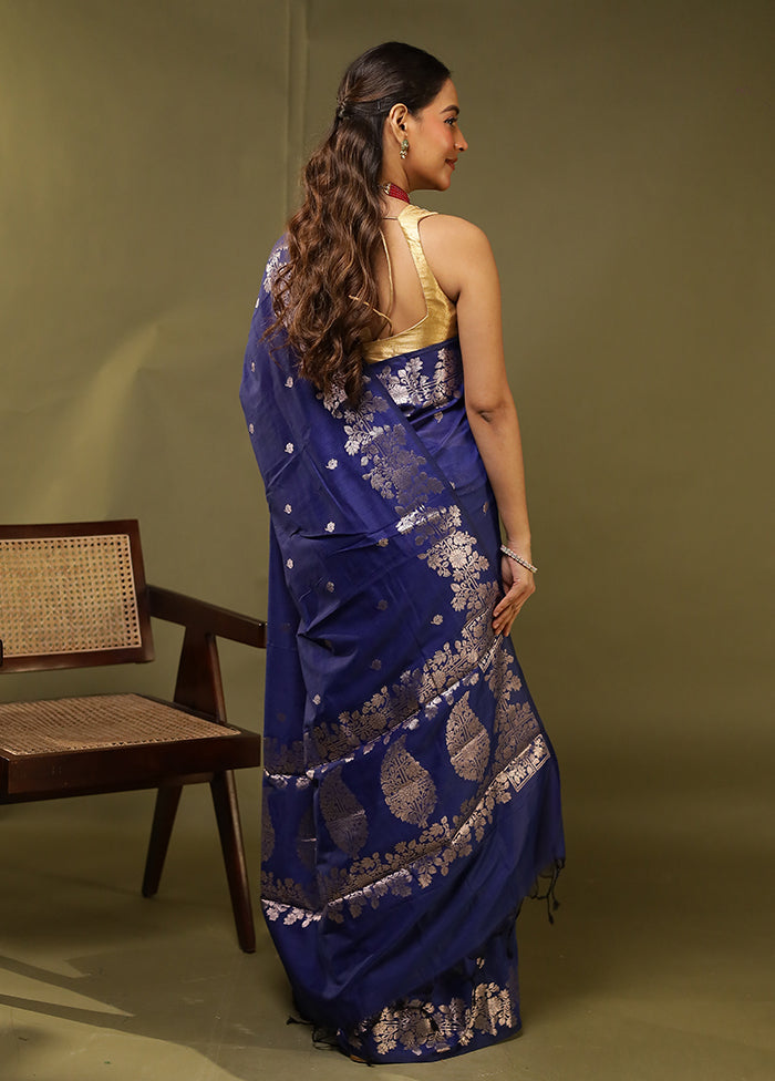 Sneh Bandhan Duo – Red Organza & Blue Cotton Sarees