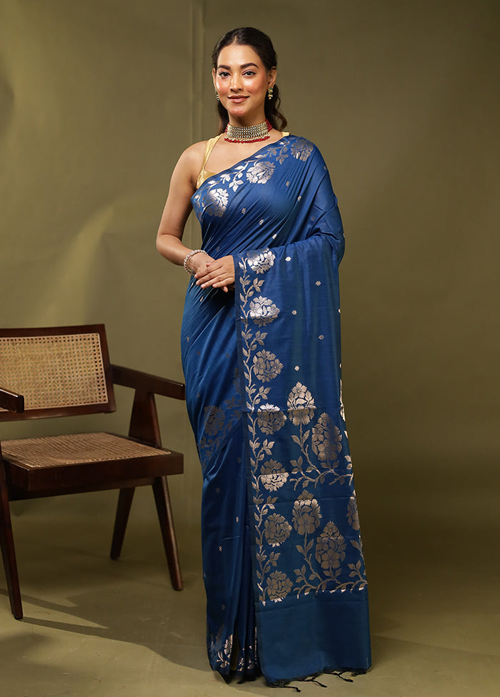 Blue Cotton Saree With Blouse Piece
