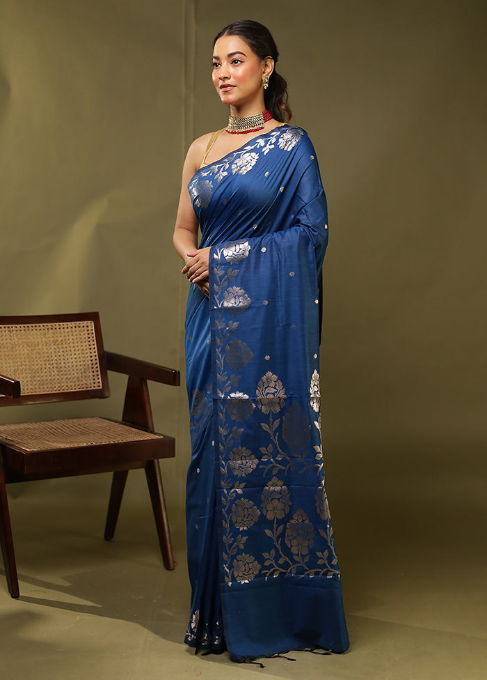 Blue Cotton Saree With Blouse Piece