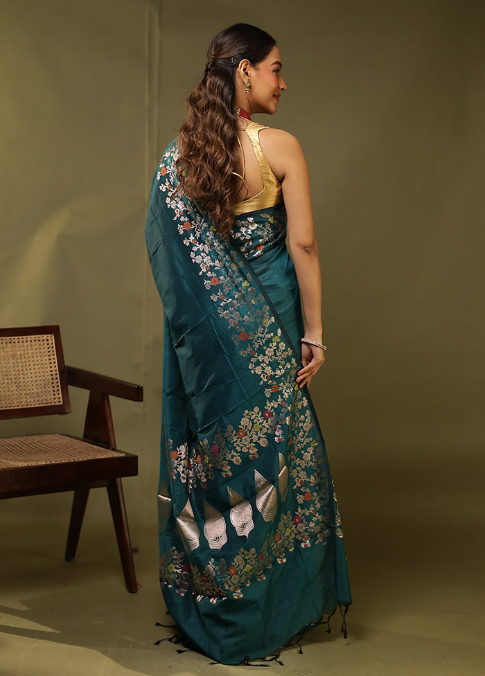 Green Cotton Saree With Blouse Piece