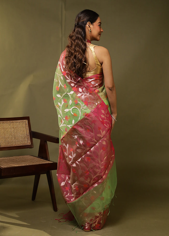 Green Organza Saree With Blouse Piece