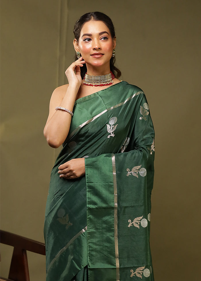 Green Dupion Silk Saree With Blouse Piece