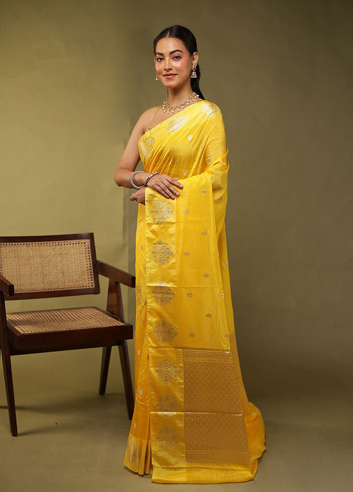 Yellow Dupion Silk Saree With Blouse Piece