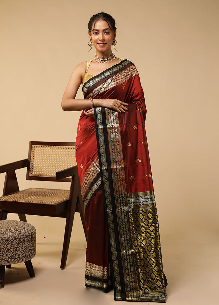 Red Handloom Bomkai Pure Silk Saree With Blouse Piece