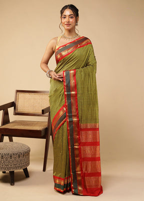 Green Handloom Kanjivaram Pure Silk Saree With Blouse Piece