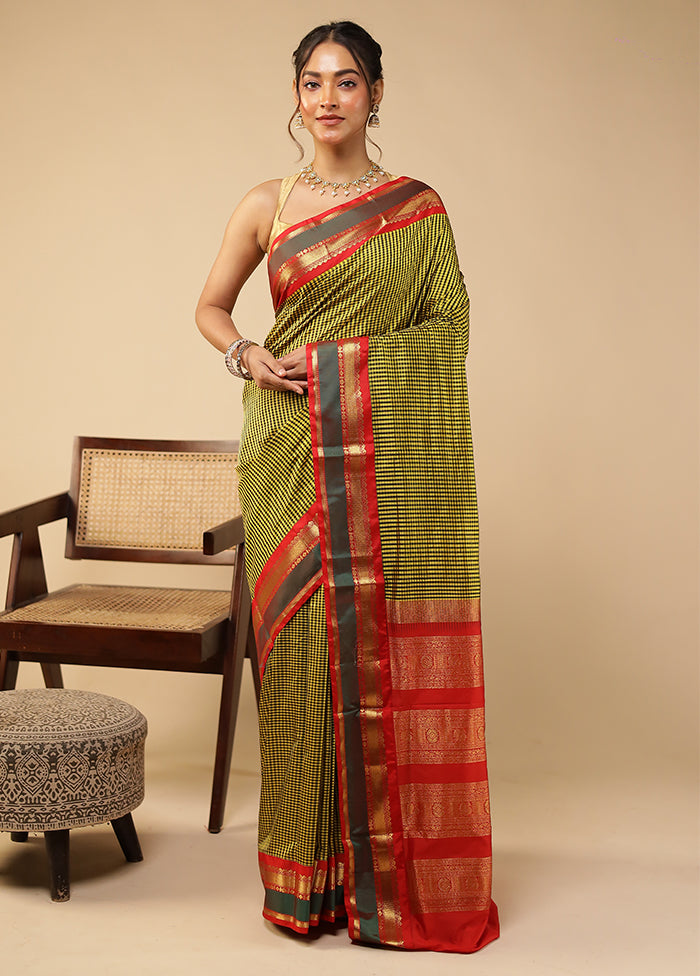 Green Handloom Kanjivaram Pure Silk Saree With Blouse Piece
