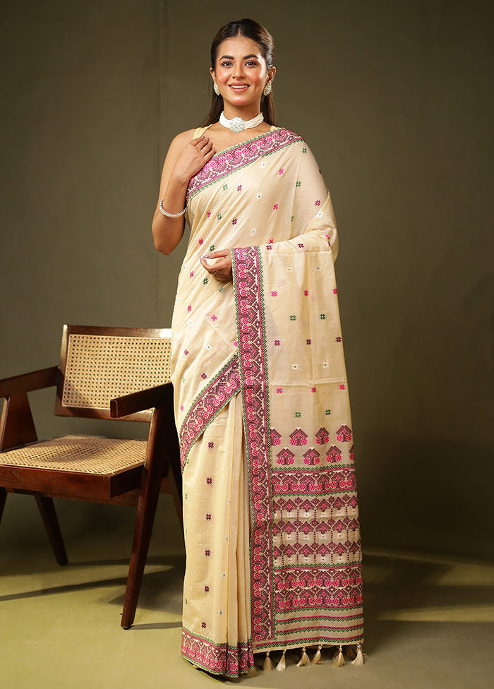 Cream Assam Silk Saree With Blouse Piece