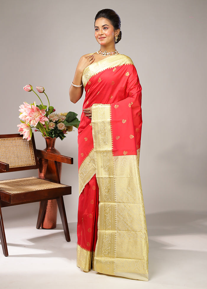 Red Kanjivaram Silk Saree With Blouse Piece