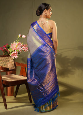 Green Gadwal Pure Silk Saree Without Blouse Piece