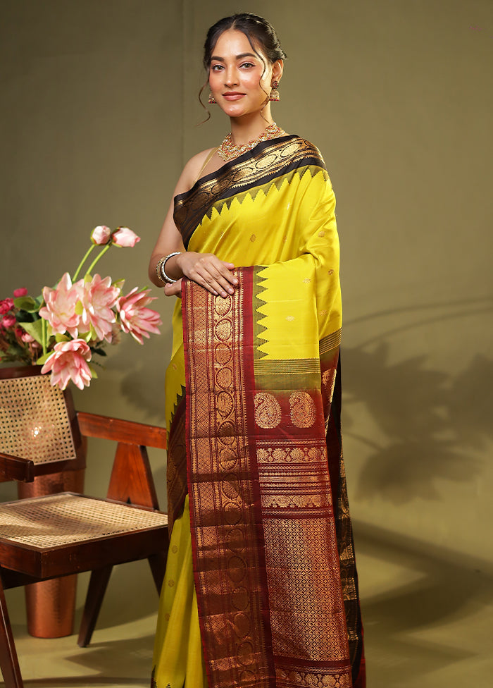 Green Gadwal Pure Silk Saree Without Blouse Piece