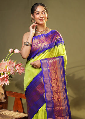Green Gadwal Pure Silk Saree Without Blouse Piece